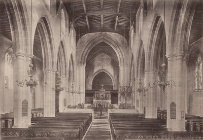 Arundel: Interior de la iglesia parroquial (fotografía en b/n) de English Photographer