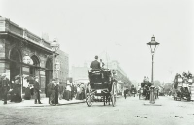 Estación de Baker Street, Marylebone Road, Westminster LB: mirando al este por Baker Street, 1895 de English Photographer