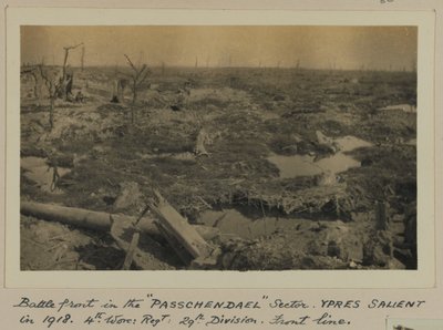 Frente de batalla en el Sector de PASSCHENDAELE, Saliente de YPRES en 1918, 4º Regimiento de Worcestershire: 29ª División, Línea del Frente de English Photographer