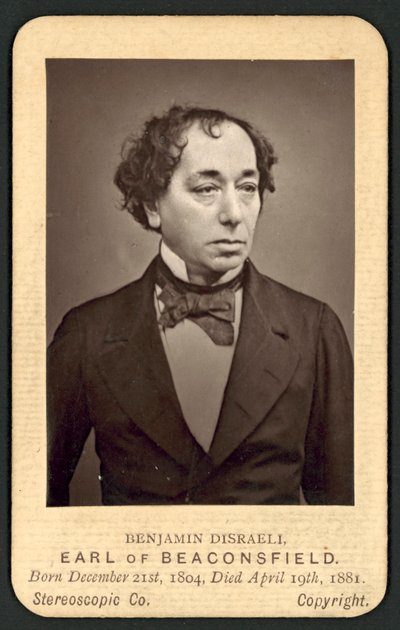 Benjamin Disraeli, Conde de Beaconsfield, tarjeta de memorial de English Photographer