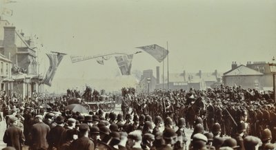 Blackwall Tunnel: ceremonia de apertura con el Príncipe de Gales, luego Rey Eduardo VII, y la Princesa Alejandra, 1897 de English Photographer