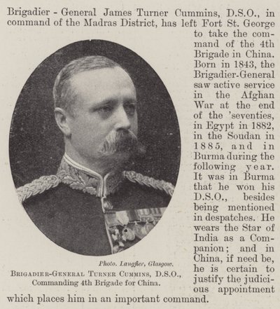 Brigadier General Turner Cummins, DSO, comandante de la 4ª Brigada para China de English Photographer