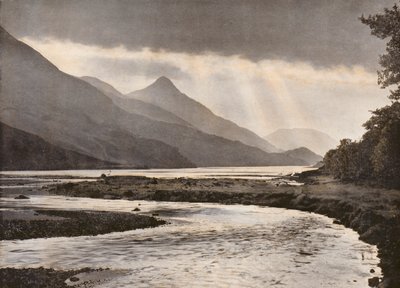 Tormenta sobre el Pap of Glencoe (foto en color) de English Photographer