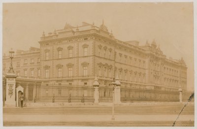 Palacio de Buckingham, 1876 de English Photographer