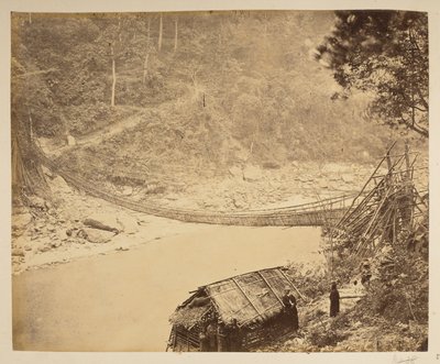 Puente colgante de caña sobre Teesta, en dirección a Bhootan.  Vistas de Darjeeling. 1870 de English Photographer