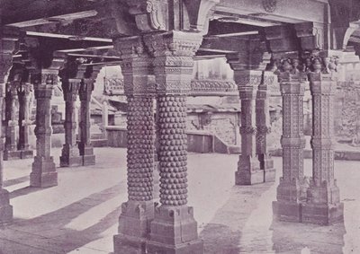 Pilares Tallados, Panch-Mahal, Futtehpur-Sikri de English Photographer