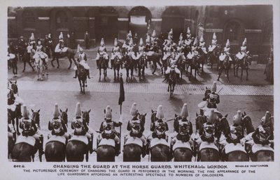 Cambio de guardia, Horse Guards, Whitehall, Londres de English Photographer