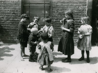 Pobreza infantil, Londres de English Photographer