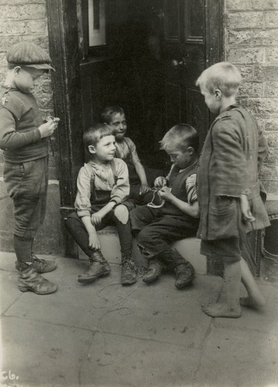 Pobreza infantil, Londres de English Photographer
