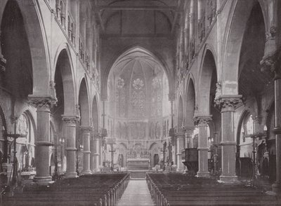 Iglesia de Nuestra Señora de las Victorias, Kensington de English Photographer