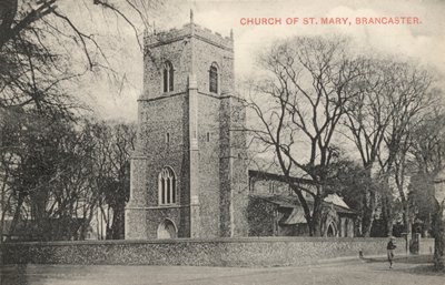 Iglesia de Santa María, Brancaster, Norfolk de English Photographer