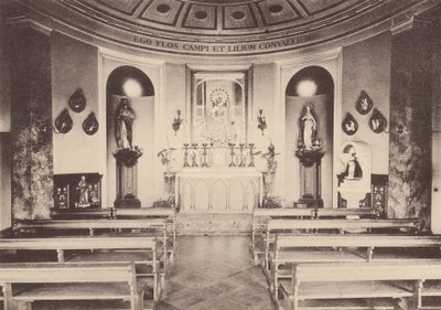 Convento del Sagrado Corazón, Roehampton: Capilla de Mater Admirabilis (foto b/n) de English Photographer