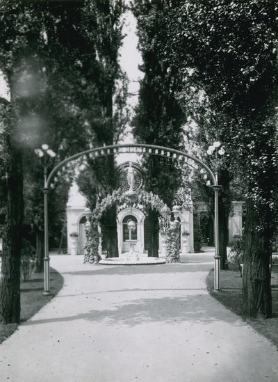 Jardines Cremorne, Londres: La Gruta de English Photographer
