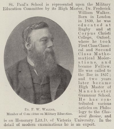 Dr. F W Walker, miembro del Comité de Educación Militar de English Photographer