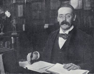 Edmund Gosse en su estudio de English Photographer