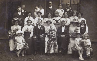 Fotografía de boda eduardiana, c.1910 (foto b/n) de English Photographer