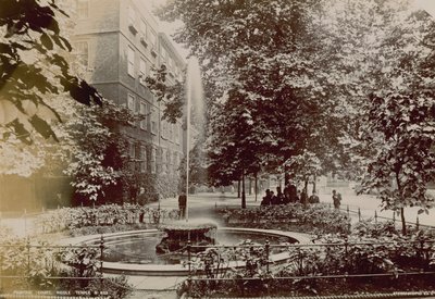 Fountain Court en el Middle Temple de English Photographer