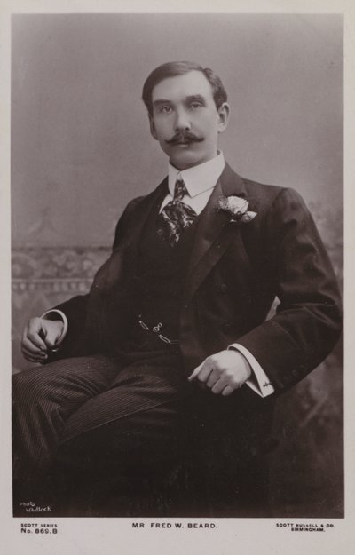 Fred W Beard, músico británico de English Photographer