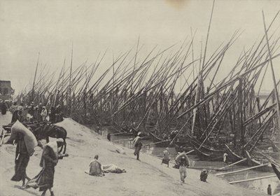 Barcos de grano en el Nilo, mostrando cómo siempre se ha traído maíz desde el Alto Egipto de English Photographer