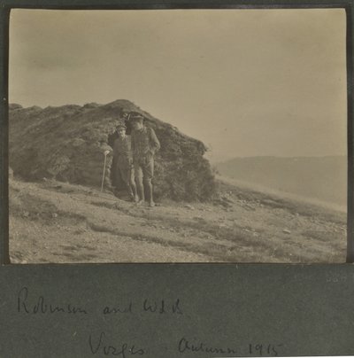 Harold Roper Robinson y William Lawrence Bragg, Vosges, otoño de 1915 de English Photographer