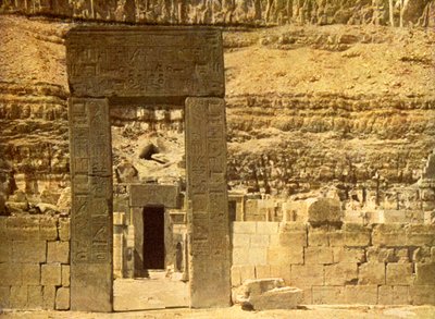 Sancta Sanctorum en el Templo de El Bahri, Egipto de English Photographer