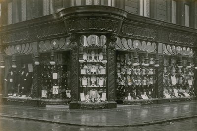 Horne Brothers, Coventry Street, Londres de English Photographer
