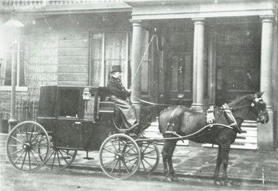 Coche de caballos, 1890 de English Photographer