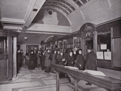 En la Biblioteca Central Carnegie, Hammersmith de English Photographer