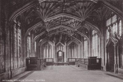Interior de la Escuela de Divinidad, Oxford de English Photographer