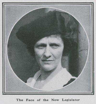 Lady Nancy Astor: El rostro de la nueva legisladora de English Photographer