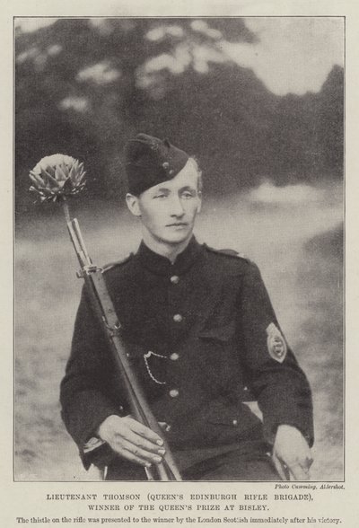 Teniente Thomson (Brigada de Fusileros de la Reina de Edimburgo), ganador del Premio de la Reina en Bisley de English Photographer