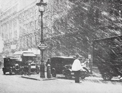 Londres en la nieve (foto b/n) de English Photographer