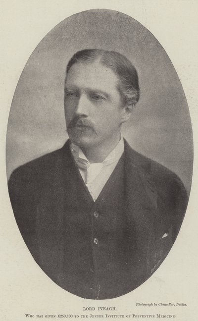 Lord Iveagh, quien ha donado £250,000 al Instituto Jenner de Medicina Preventiva de English Photographer