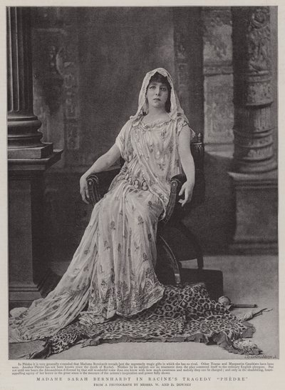 Madame Sarah Bernhardt en la Tragedia Fedra de Racine de English Photographer
