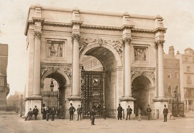 Marble Arch, Oxford Street, Londres de English Photographer