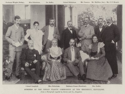 Miembros de la Comisión de Plagas de la India en la Residencia, Bangalore de English Photographer