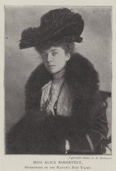 Miss Alice Roosevelt, Madrina del Nuevo Yate del Kaiser de English Photographer