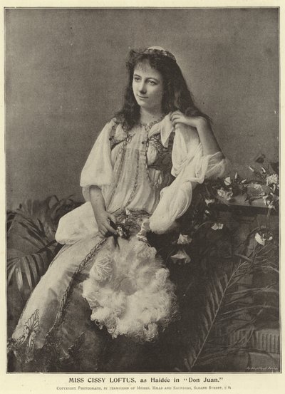 Señorita Cissy Loftus, como Haidee en Don Juan de English Photographer