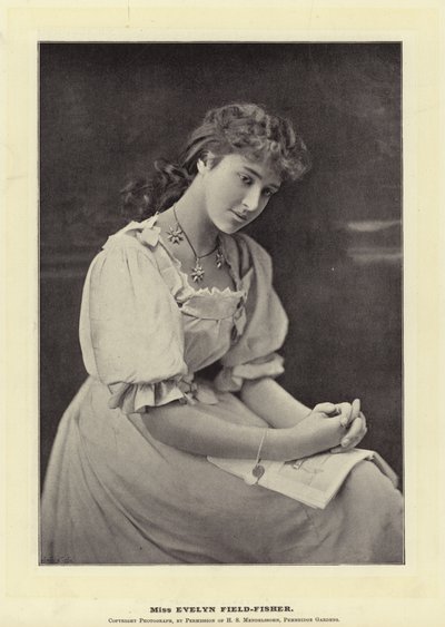 Miss Evelyn Field-Fisher de English Photographer