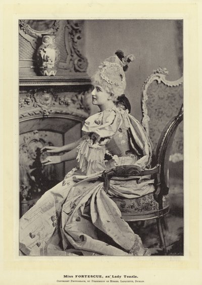 Miss Fortescue, como Lady Teazle de English Photographer