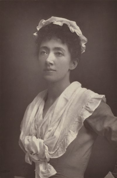 Señorita Marion Terry de English Photographer