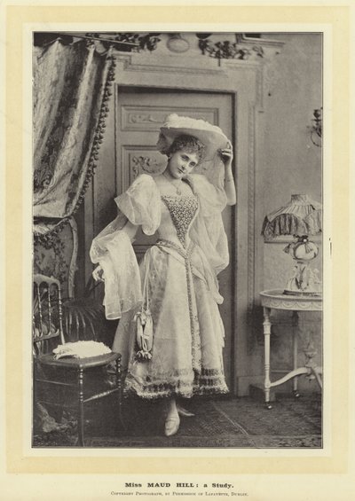 Miss Maud Hill: un estudio de English Photographer