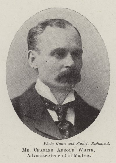 Sr. Charles Arnold White, Abogado General de Madrás de English Photographer