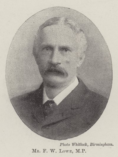 Sr. F W Lowe, MP de English Photographer