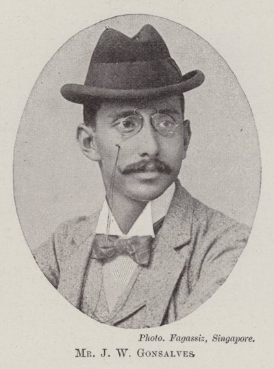 Sr. J. W. Gonsalves de English Photographer