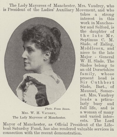 Sra. W H Vaudrey, la Dama Alcaldesa de Manchester de English Photographer
