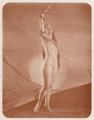 Arte nudista: Galatea (foto b/n) de English Photographer
