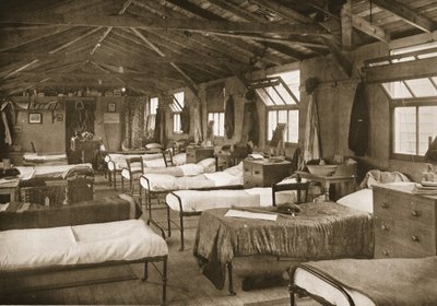 Una de las habitaciones, Donington Hall, ilustración de Prisioneros Alemanes en Gran Bretaña de English Photographer