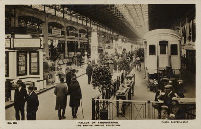 Palacio de Ingeniería en la Exposición del Imperio Británico, celebrada en Wembley, Middlesex en 1924 y 1925 de English Photographer
