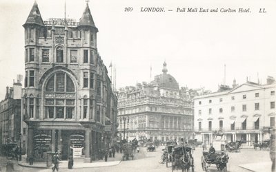 Pall Mall East y el Carlton Hotel de English Photographer
